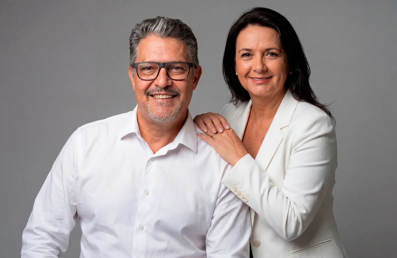 Marcos Oliveira e Izilda Souto, especialistas em consórcio da Vértice